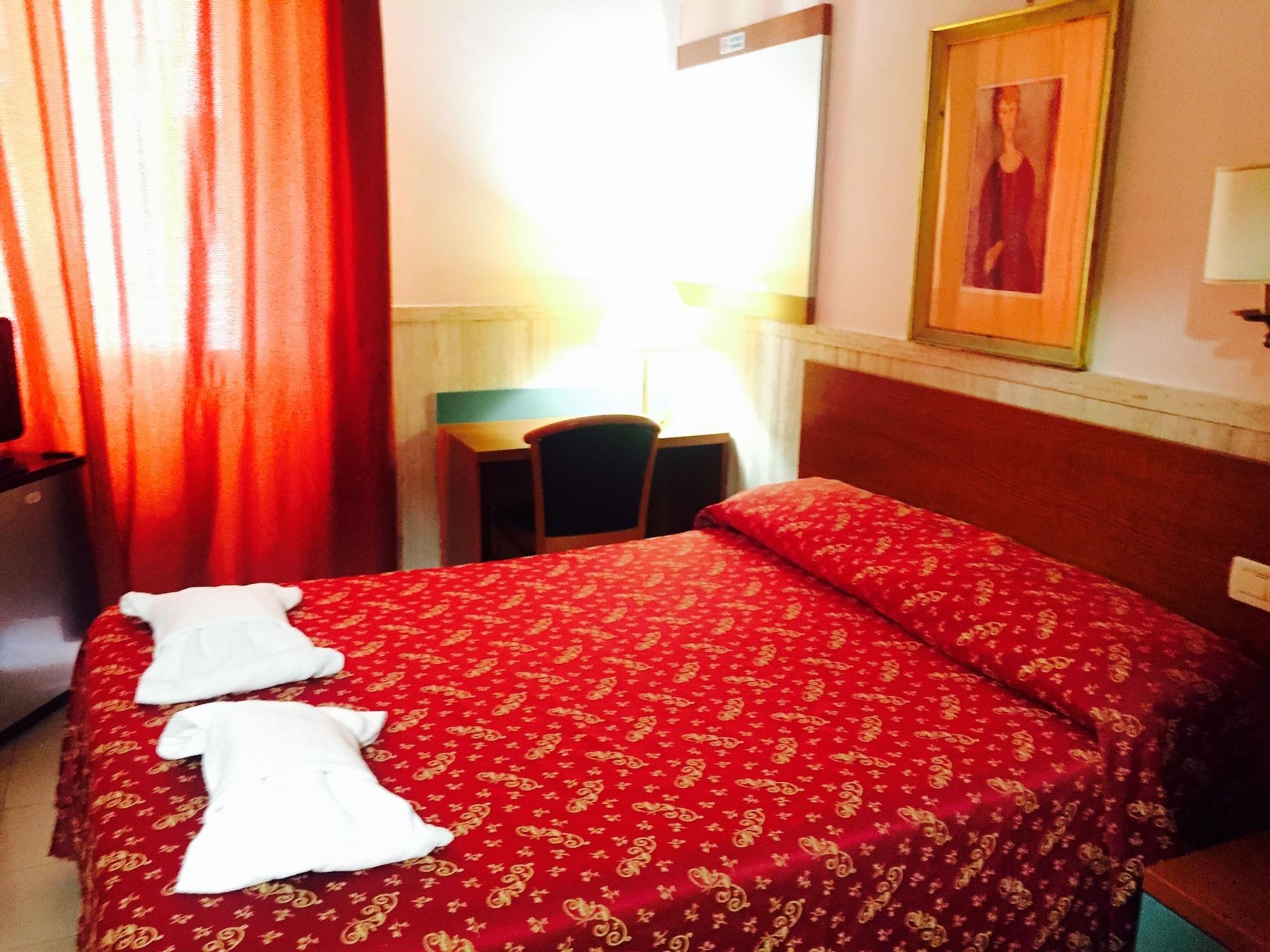 Hotel Pyramid Rome Exterior photo